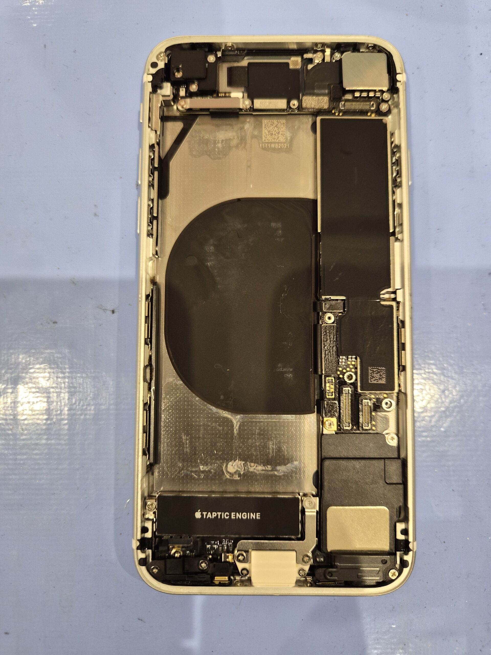 【修理実例】iPhoneSE第2世代　バッテリー交換